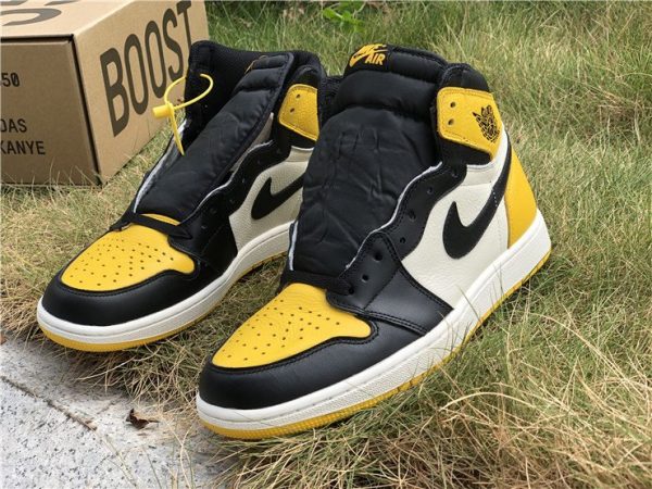 Air Jordan 1 High Yellow Toe black white