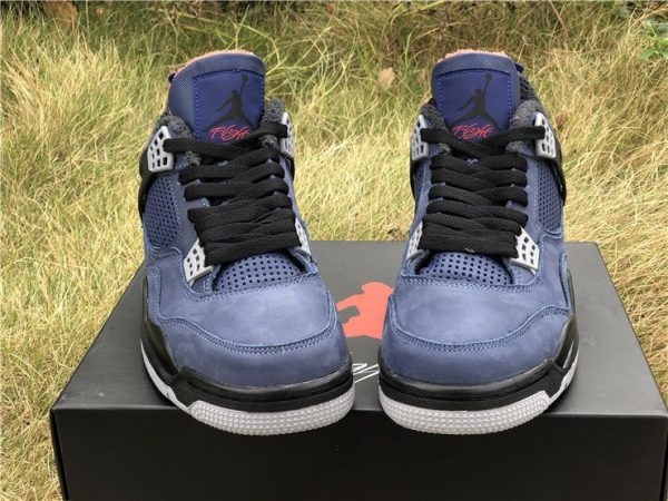 Air Jordan 4 Winter Loyal Blue tongue