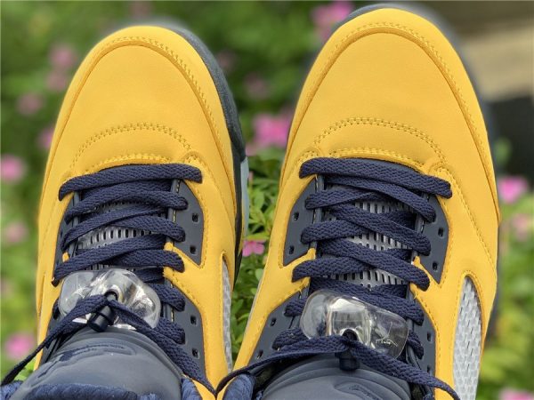 Jordan 5 Retro Michigan Toe