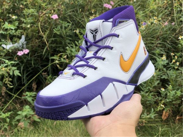 Nike Kobe 1 Protro Think 16 Close Out sneaker