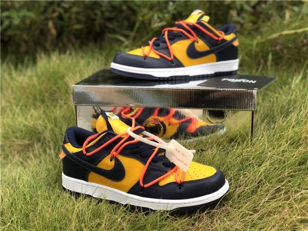 University Gold Off-Whitex Dunk Low sneaker