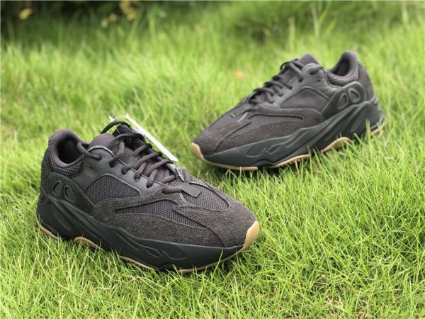 Yeezy Boost 700 Utility Black adidas panels