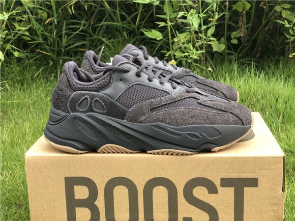 adidas Yeezy Boost 700 Utility Black