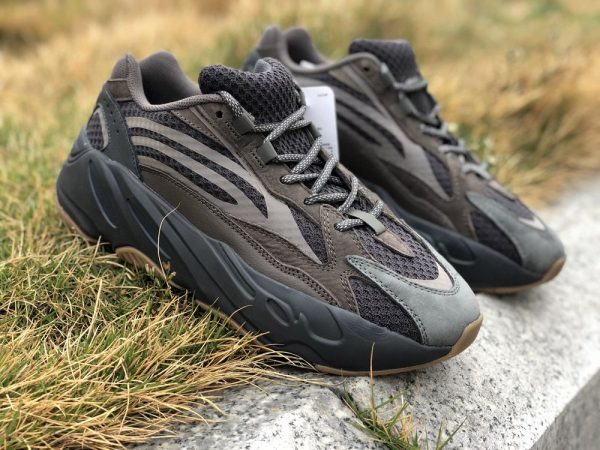 adidas Yeezy Boost 700 V2 Geode EG6860