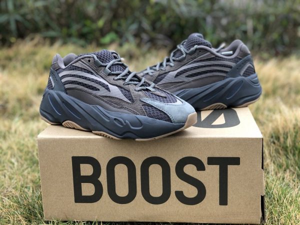 adidas Yeezy Boost 700 V2 Geode Sneaker