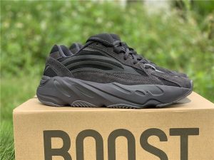 adidas Yeezy Boost 700 V2 Vanta