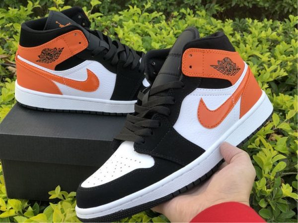 Jordan 1 Mid Shattered Backboard black mudguard