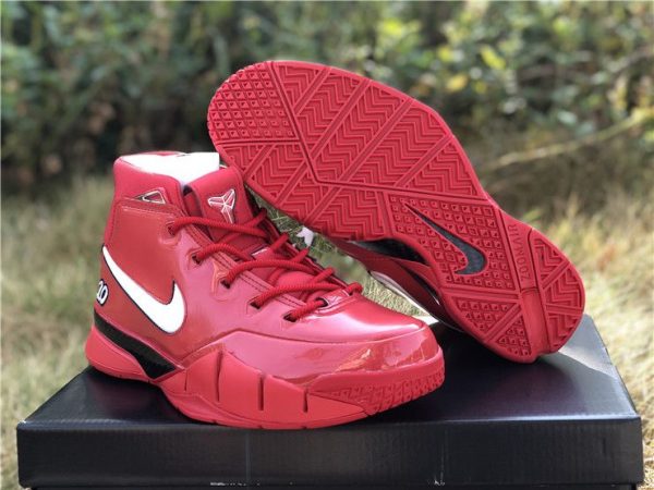 Nike Zoom Kobe 1 Protro DeMar DeRozan PE bottom