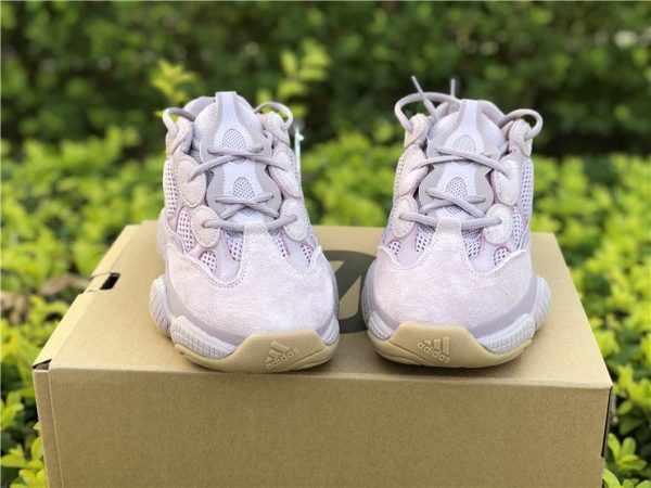 adidas Yeezy 500 Soft Vision mudguard