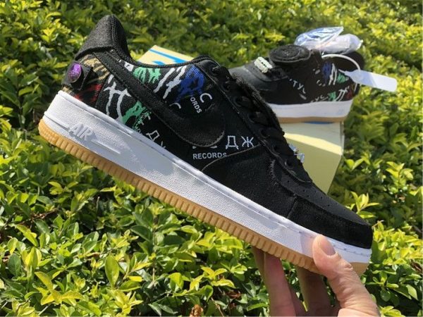 Black Travis Scotts Nike AF-1 Low Cactus Jack look