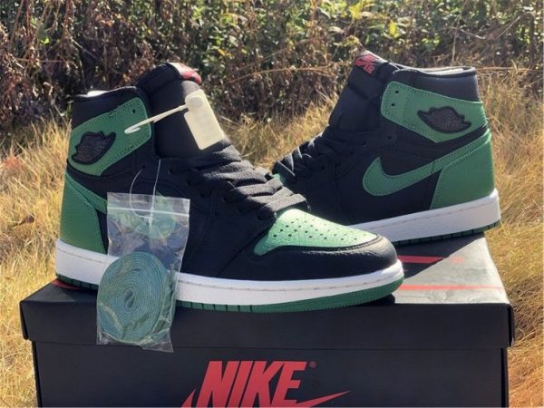 Jordan 1 Retro High Pine Green Black - 555088-030