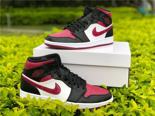 Air Jordan 1 Mid Bred Toe for sale