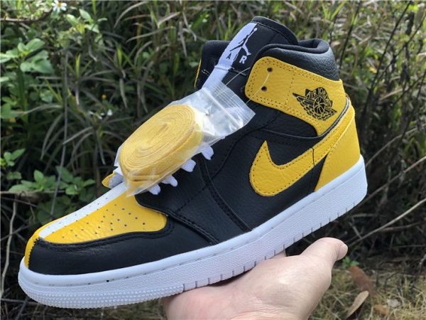 Air Jordan 1 Mid Bruce Lee Lakers Yellow