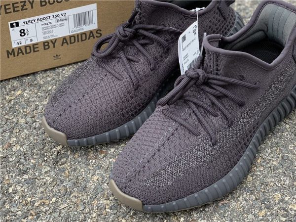 Cinder Reflective Yeezy Boost 350 V2 uppper look