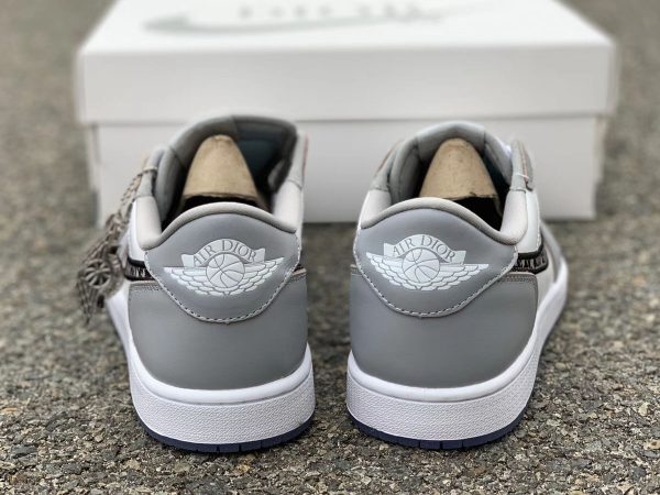 Dior x Air Jordan 1 Low heel