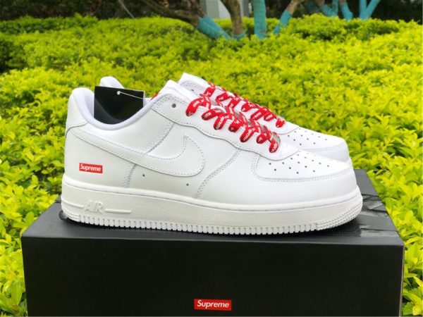 Nike Air Force 1 Low Supreme White