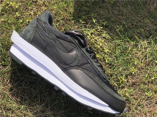 Sacai x LDWaffle Black Nylon Nike panel