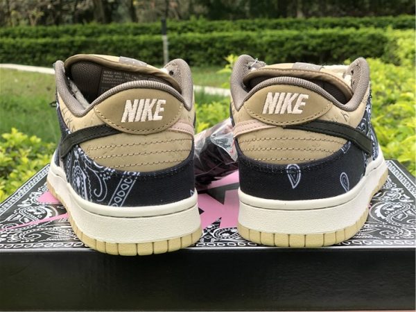 Travis Scott Black Nike SB Dunk Low