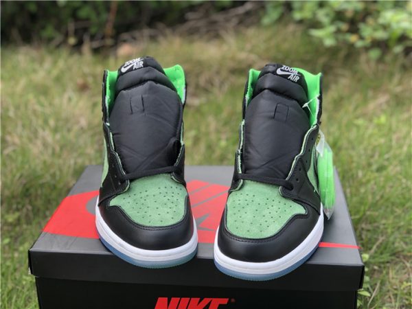 Air Jordan 1 High Zoom Rage Green tongue