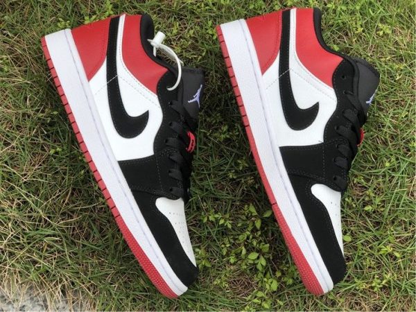 Air Jordan 1 Low Black Toe black swooshes