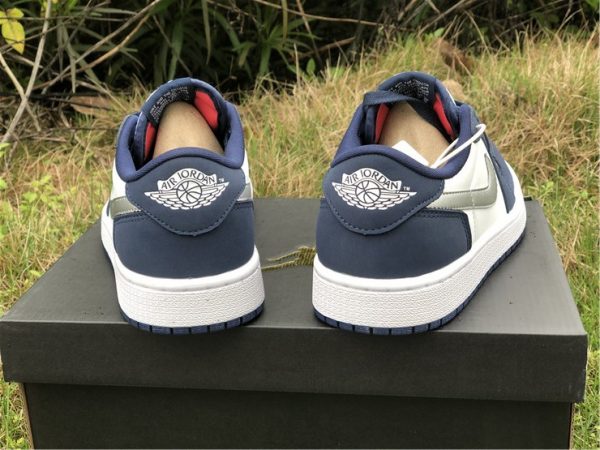 Eric Koston Jordan 1 Low SB Midnight Navy heel