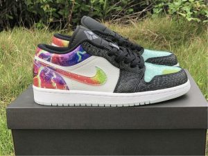 Air Jordan 1 Low Galaxy Snakeskin