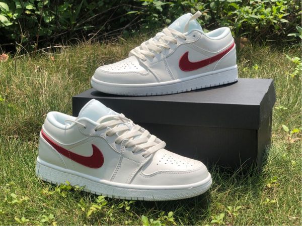 Air Jordan 1 Low Milk White Red sneaker