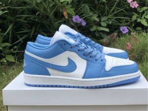 Air Jordan 1 Low UNC