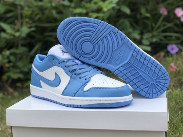 Air Jordan 1 Low UNC University Blue White bottom sole