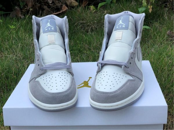 Air Jordan 1 Retro Premium High Pale Ivory tongue