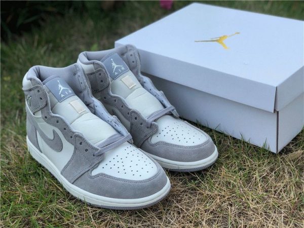 Air Jordan 1 Retro Premium High Pale Ivory white box