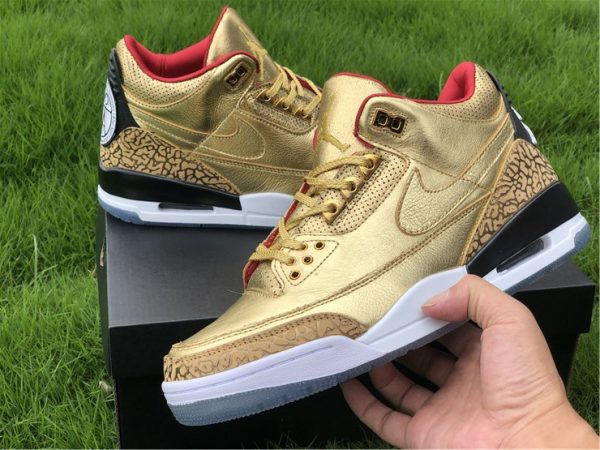 Air Jordan 3 JTH Gold Oscars close look