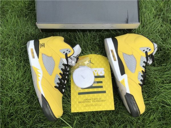 Air Jordan 5 Tokyo T23 Yellow Toe detail