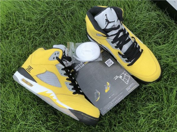 Air Jordan 5 Tokyo T23 Yellow Toe panel