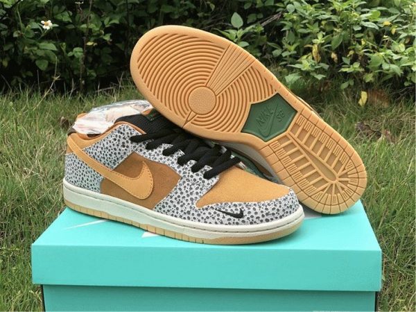 Nike SB Dunk Low Safari CD2563-002 bottom sole