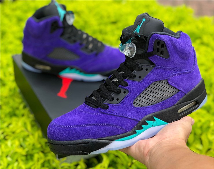 2020 Air Jordan 5 Retro Alternate Grape 136027-500 On-hand