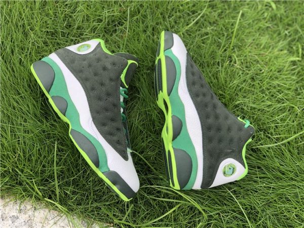 Air Jordan 13 Oregon Ducks PE Green Top