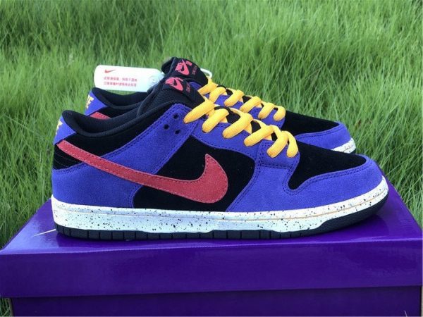 Nike SB Dunk Low ACG Terra Black Sunburst-Varsity Purple-Taxi