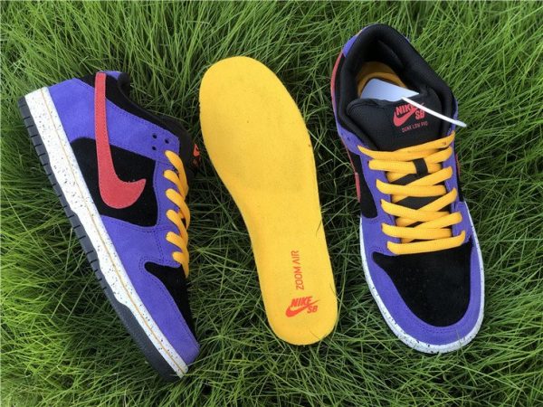 Nike SB Dunk Low ACG Terra Black Sunburst-Varsity Purple-Taxi Pair