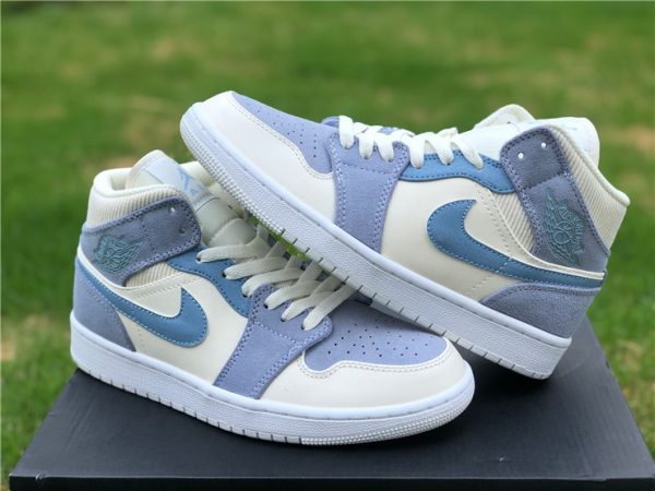 Air Jordan 1 Mid Light Blue Grey Aqua mudguard