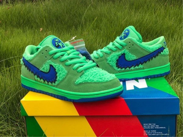 Cheap Grateful Dead x Nike Dunk Low SB Green Bear CJ5378-300