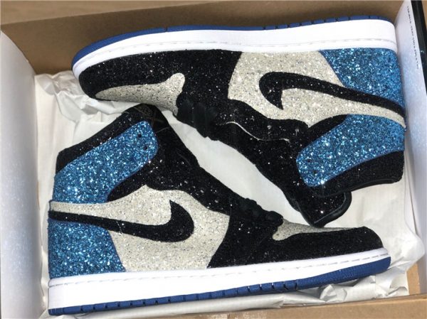 Fragment design x Nike Air Jordan 1 Glitter in box