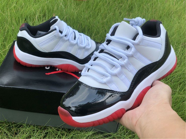 Grade School Air Jordan XI Retro Low 