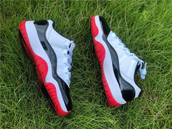 Grade School Air Jordan 11 XI Retro Low Gym Red Concord Bred Top