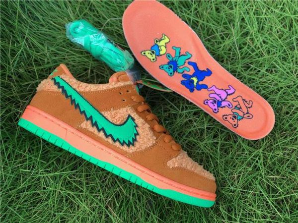 Grateful Dead Nike SB Dunk Low insole