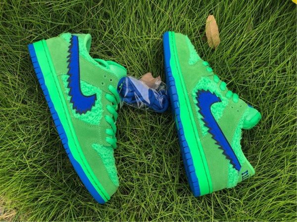 Grateful Dead x Nike Dunk Low SB Green Bear CJ5378-300 Panel