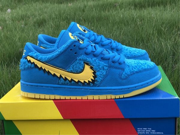 Grateful Dead x Nike SB Dunk Low Blue Bear