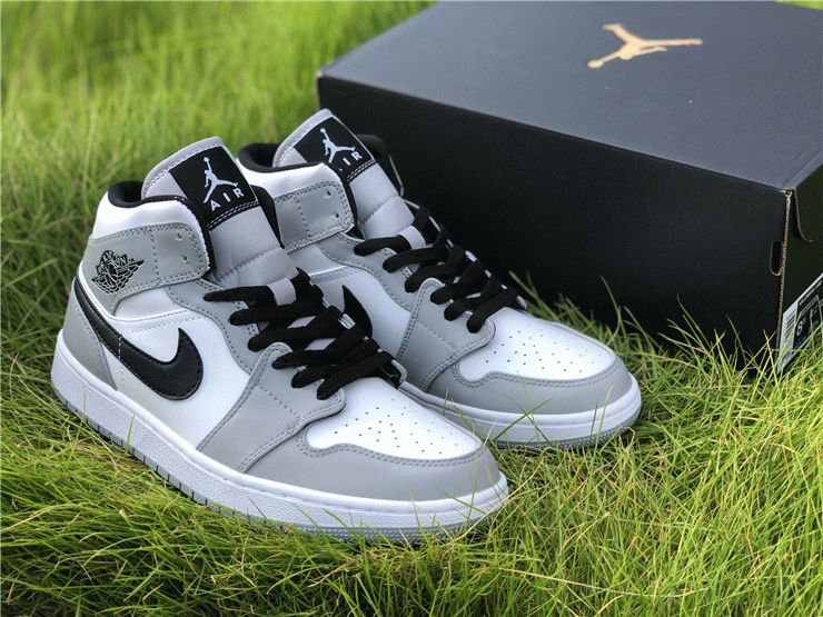 Jordan 1 Mid Light Smoke Grey 554724-092