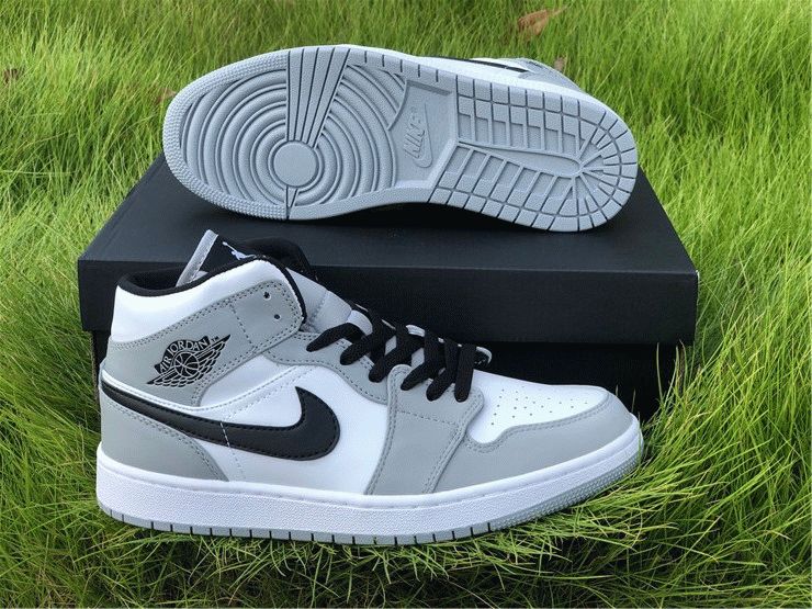 Jordan 1 Mid Light Smoke Grey 554724-092