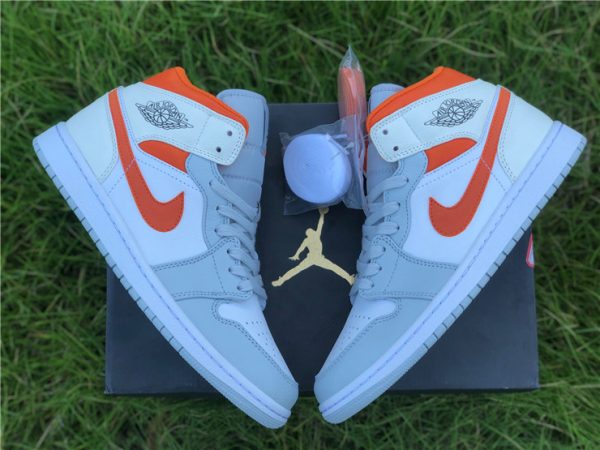 Jordan 1 Mid Starfish Orange Pure Platinum lateral side